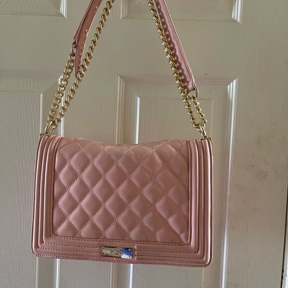 synthetic pink quilted shoulder/crossbody bag gold tone chain & accents - Picture 6 of 15